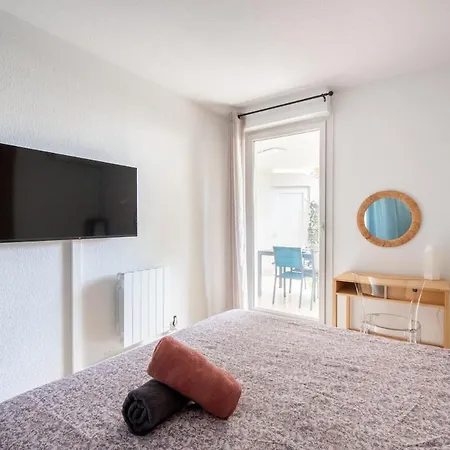 Golf & Ponant Grand 70m2 Wifi, Clim Box Velos, Terrasse, Calme