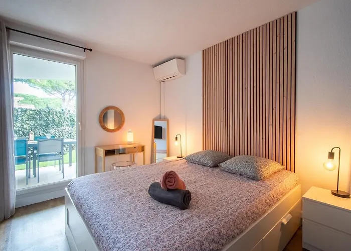 Golf & Ponant Grand 70m2 Wifi, Clim Box Velos, Terrasse, Calme * La Grande-Motte