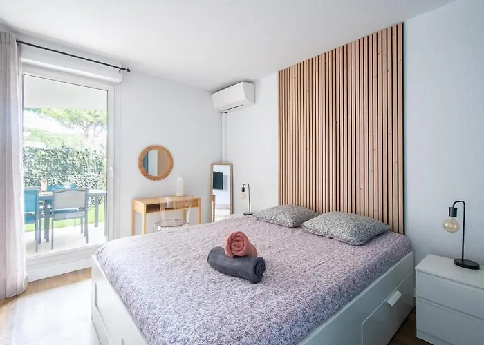 Golf & Ponant Grand 70m2 Wifi, Clim Box Velos, Terrasse, Calme * La Grande-Motte