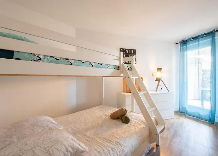 Golf & Ponant Grand 70m2 Wifi, Clim Box Velos, Terrasse, Calme Lejlighed